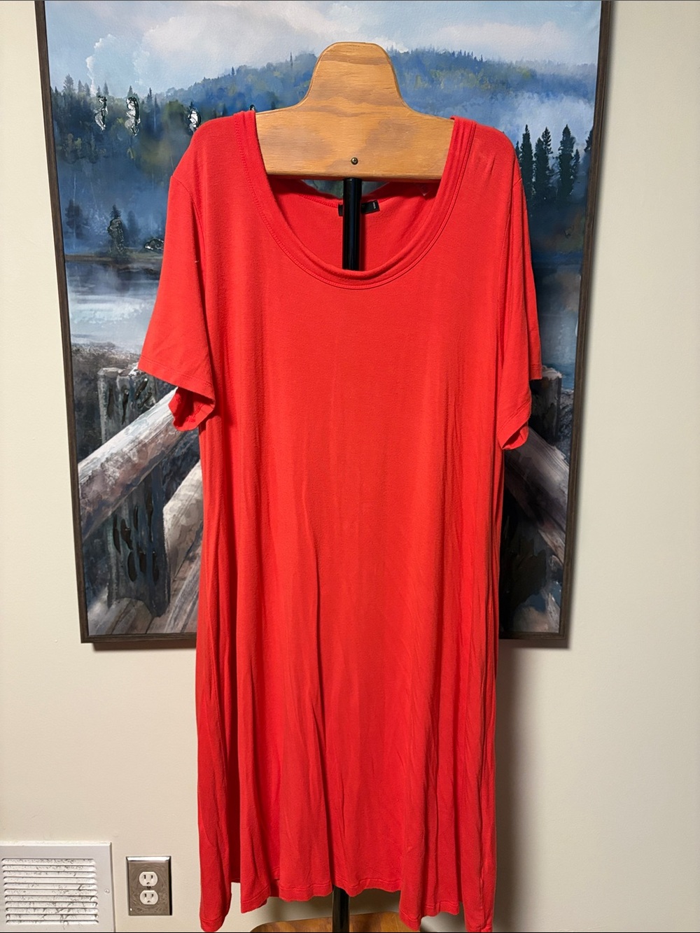 Tahari Bright Red Scoop Neck Short Sleeve Tunic